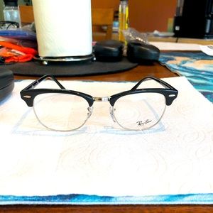 Ray-Ban Clubmaster Eyeglasses black